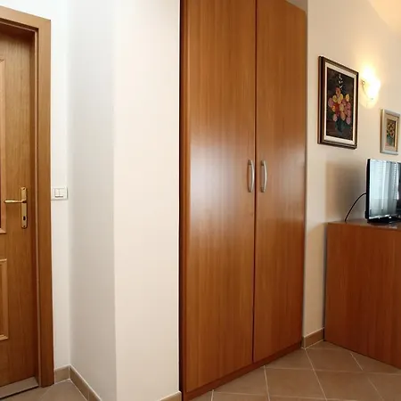 Apartment Parenzana Sea View Sk *
